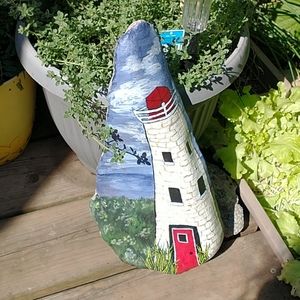🇨🇦 Hand Painted Lighthouse Rock